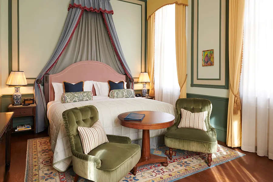 On-site coordination of civil, mechanical and electrical teams